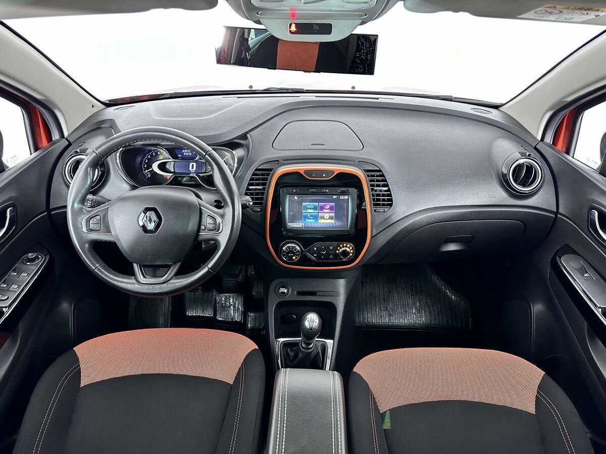 Renault Kaptur б/у, 2016, Механическая. Фото: #9