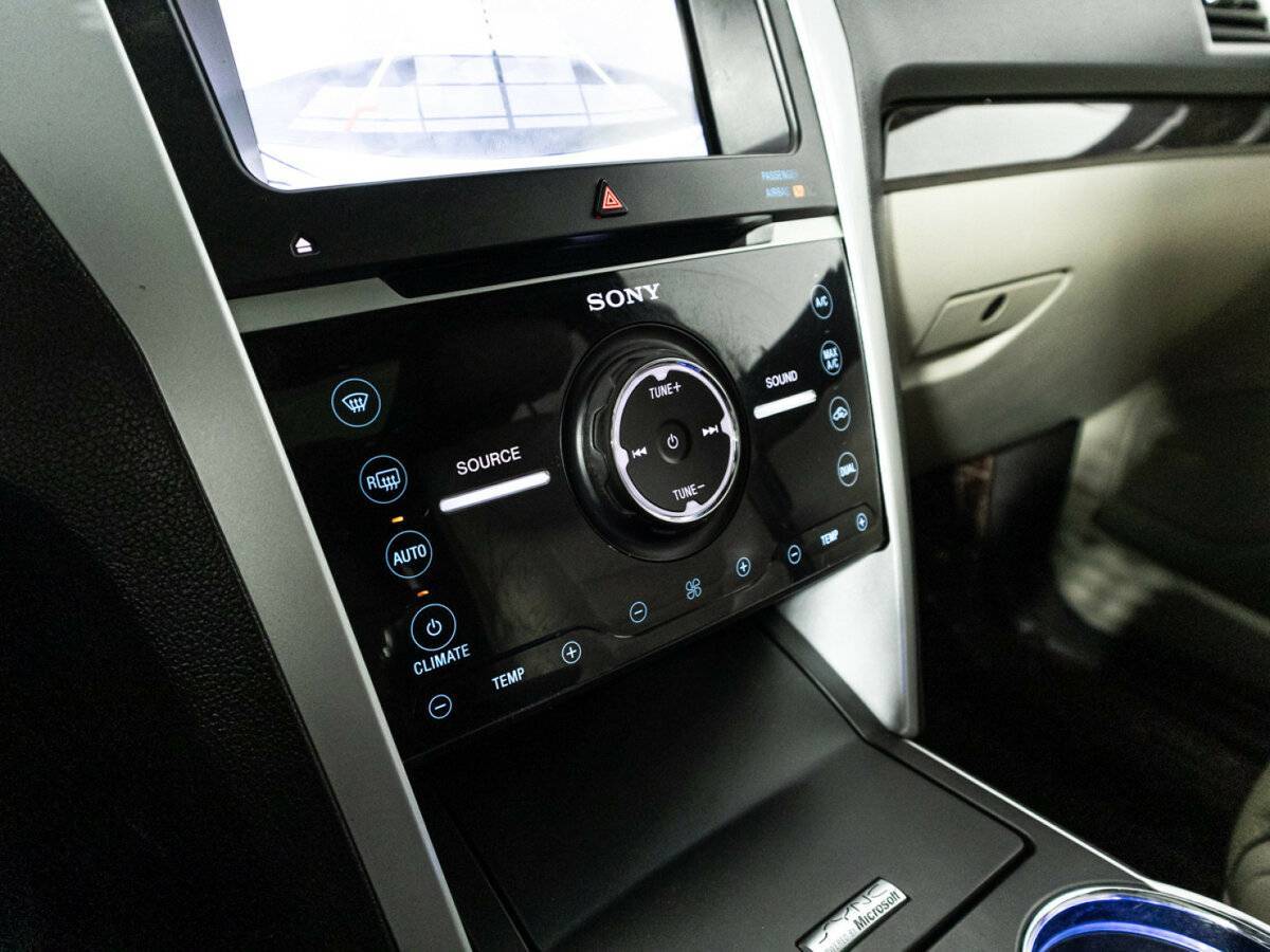 Ford Explorer б/у, 2012, Автоматическая. Фото: #16