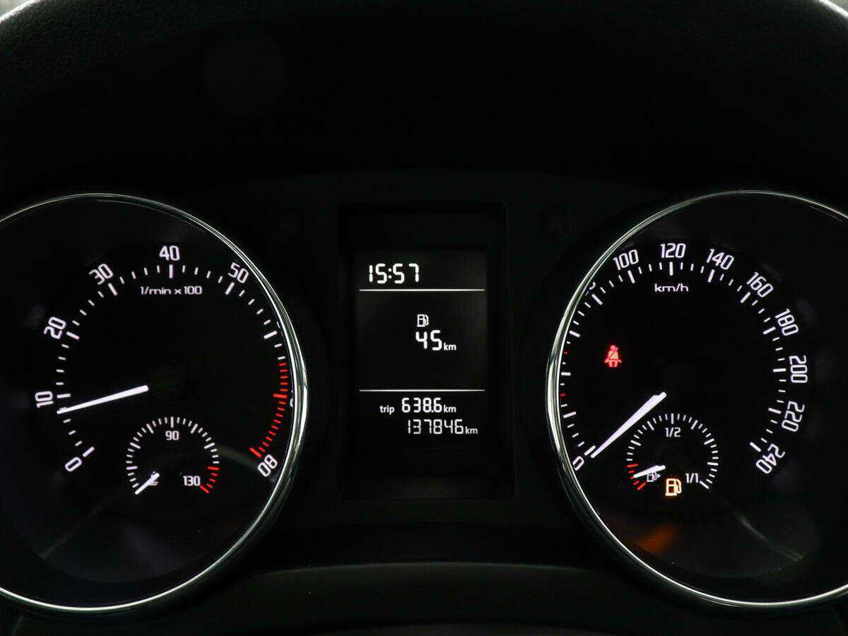 Skoda Yeti б/у, 2012, Механическая. Фото: #10
