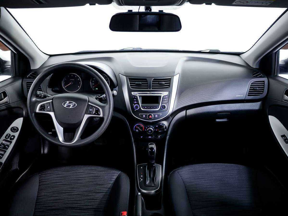 Hyundai Solaris б/у, 2015, Автоматическая. Фото: #9
