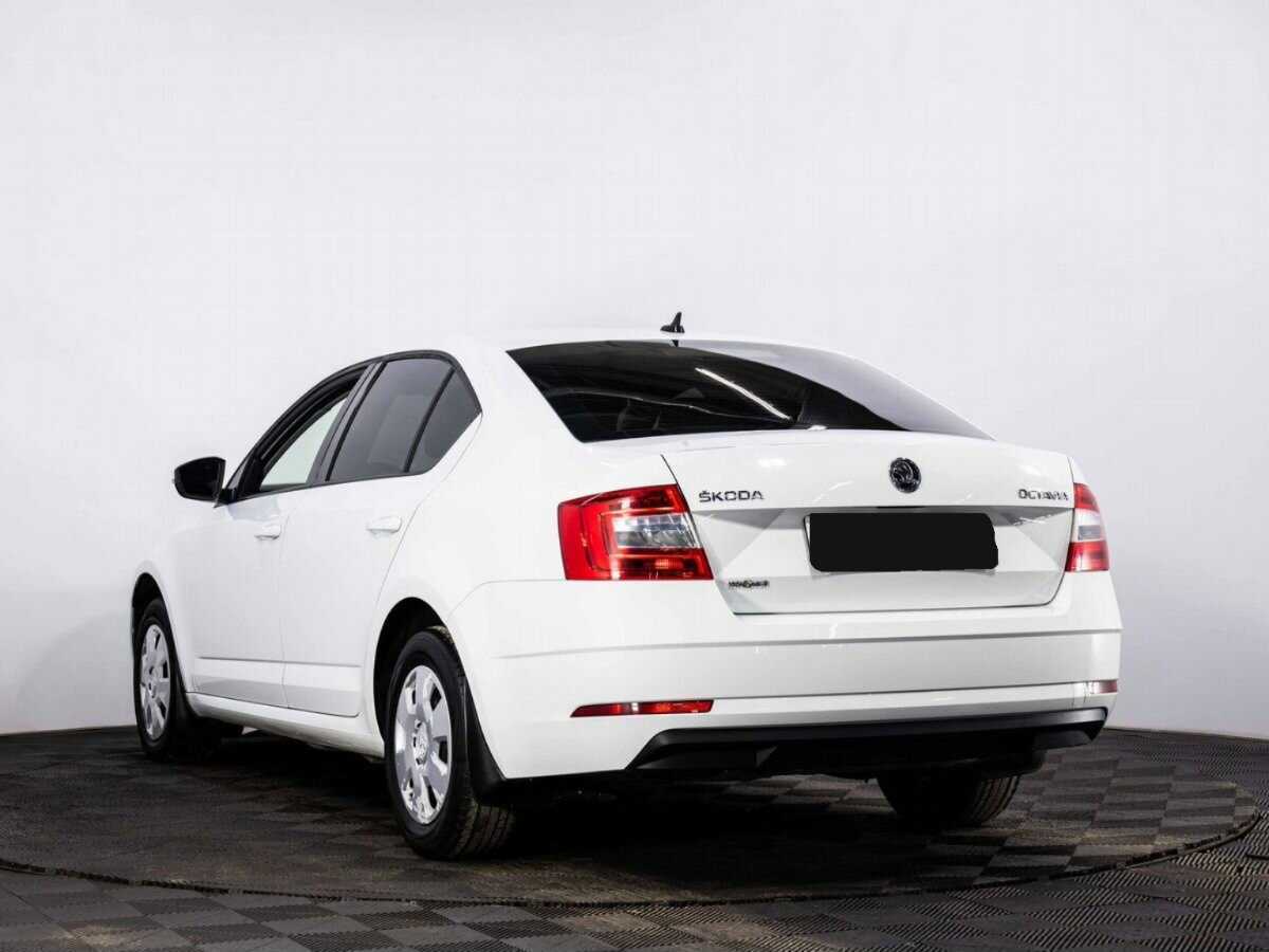 Skoda Octavia б/у, 2019, Механическая. Фото: #3