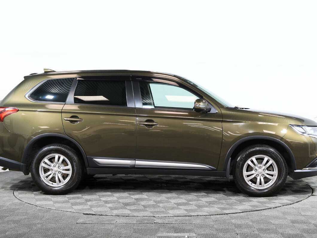 Mitsubishi Outlander б/у, 2019, Вариатор. Фото: #2