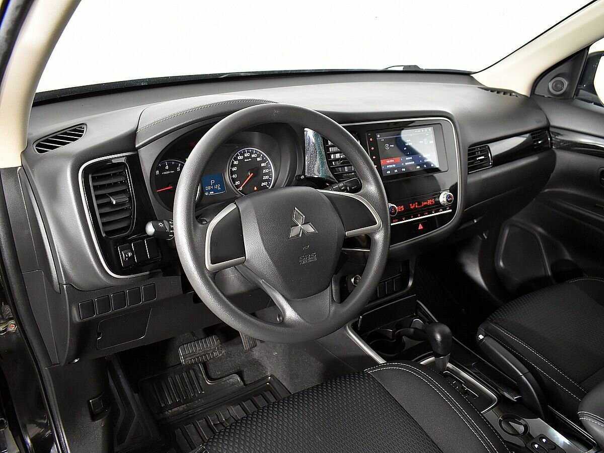 Mitsubishi Outlander б/у, 2020, Вариатор. Фото: #6