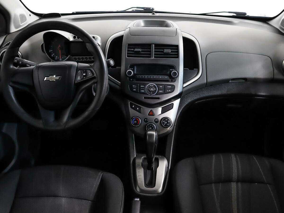 Chevrolet Aveo б/у, 2013, Автоматическая. Фото: #11
