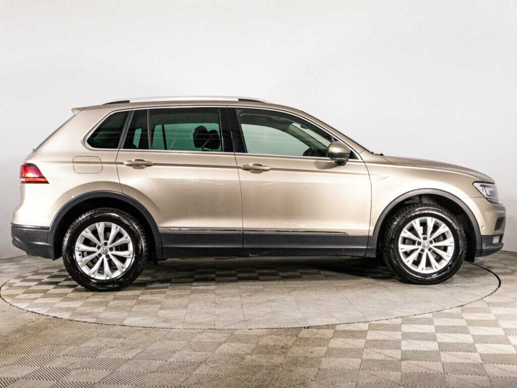 Volkswagen Tiguan б/у, 2017, Роботизированная. Фото: #3