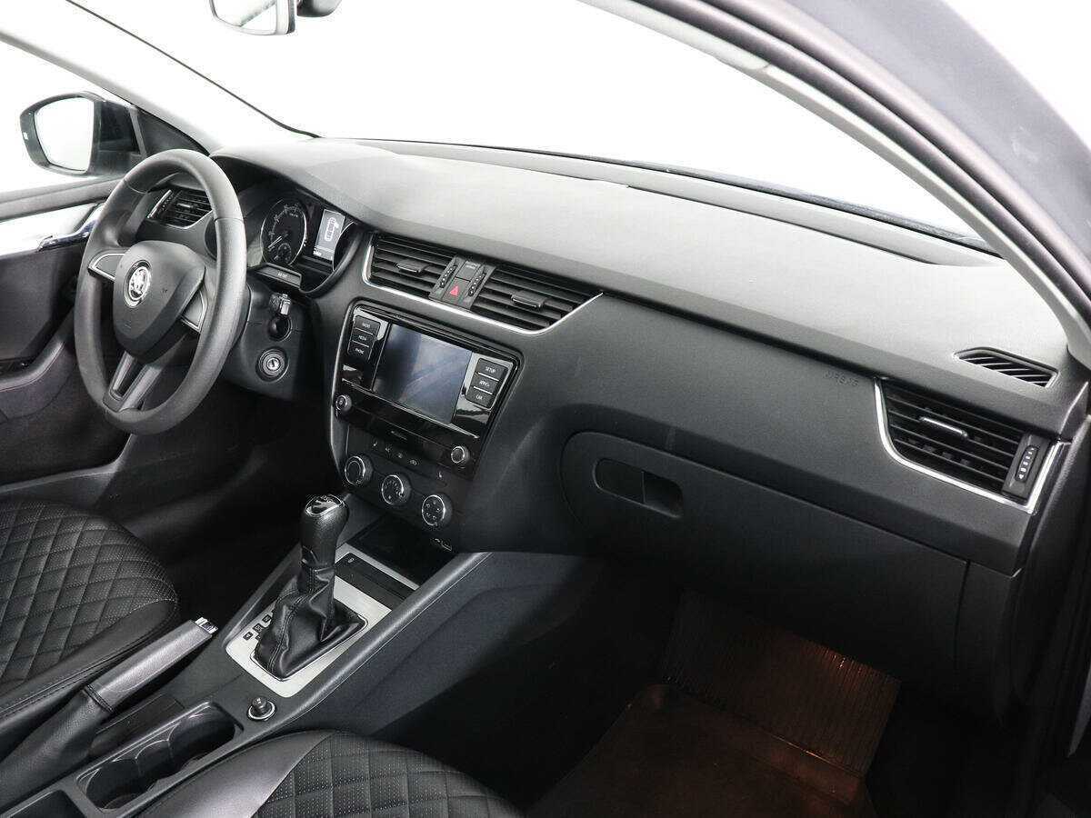 Skoda Octavia б/у, 2018, Роботизированная. Фото: #5