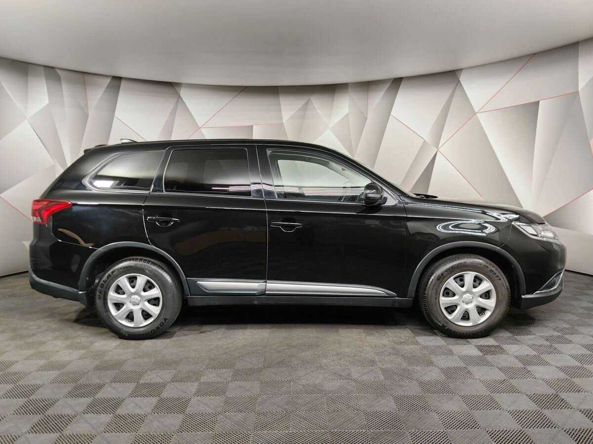 Mitsubishi Outlander б/у, 2018, Вариатор. Фото: #5