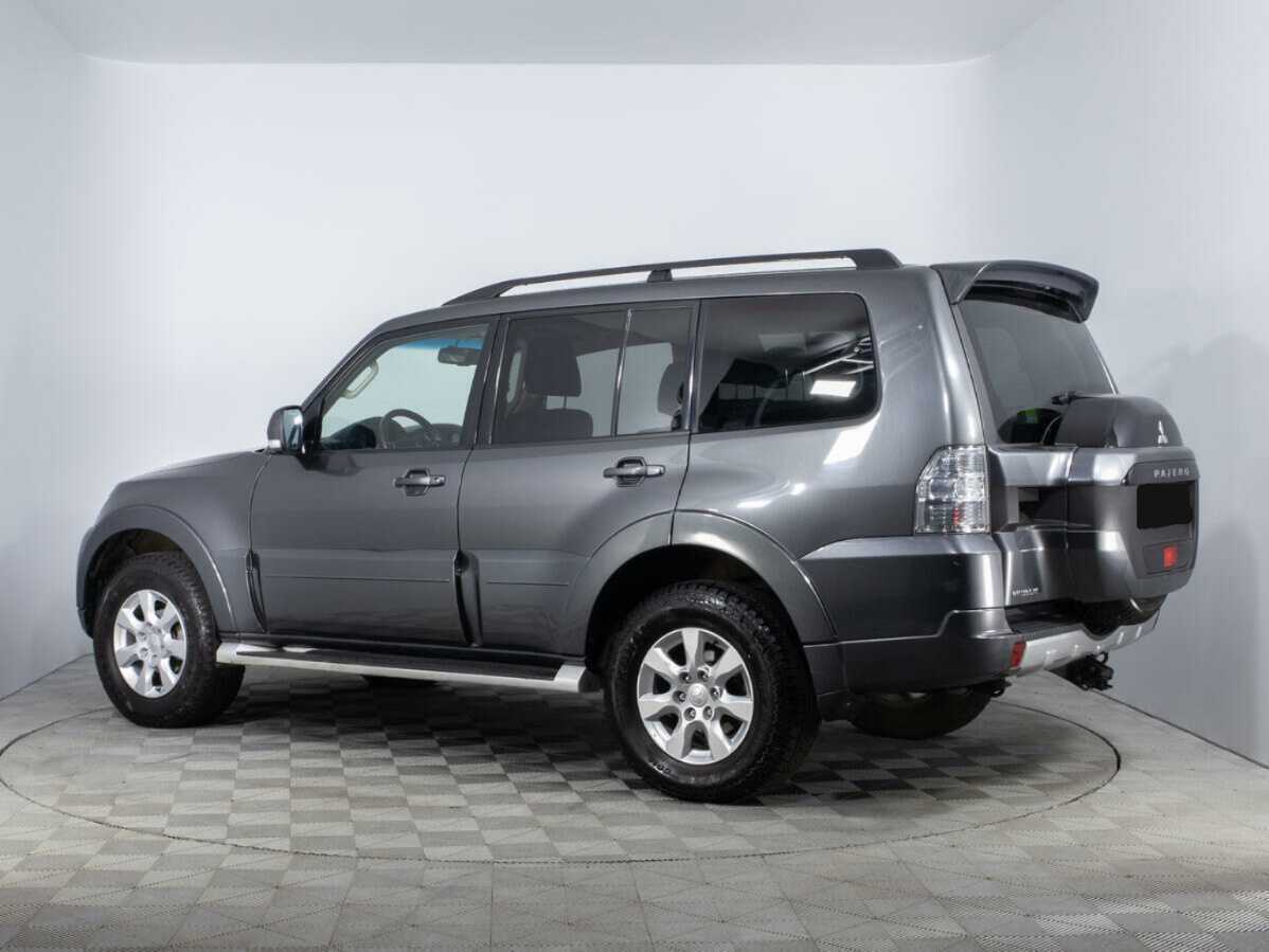 Mitsubishi Pajero б/у, 2017, Автоматическая. Фото: #6