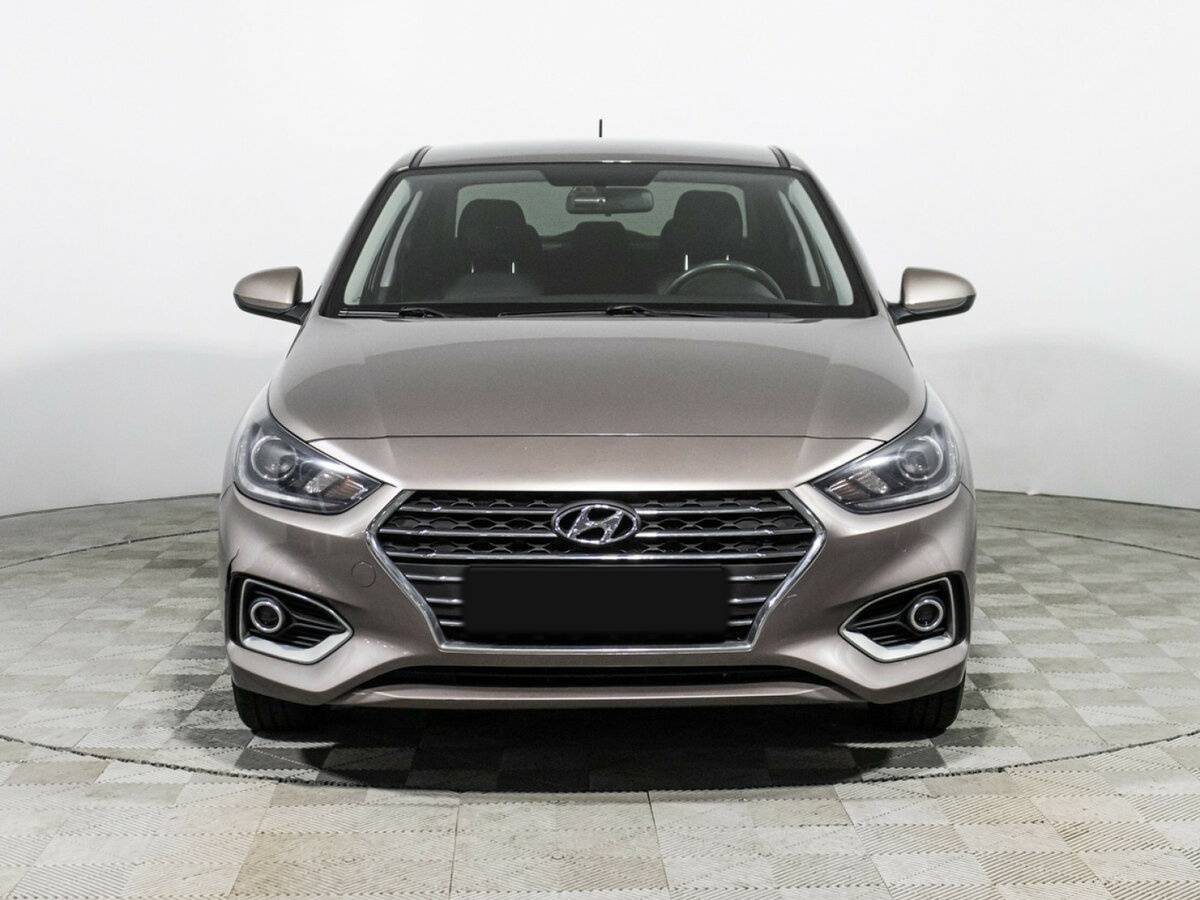 Hyundai Solaris б/у, 2018, Автоматическая. Фото: #1