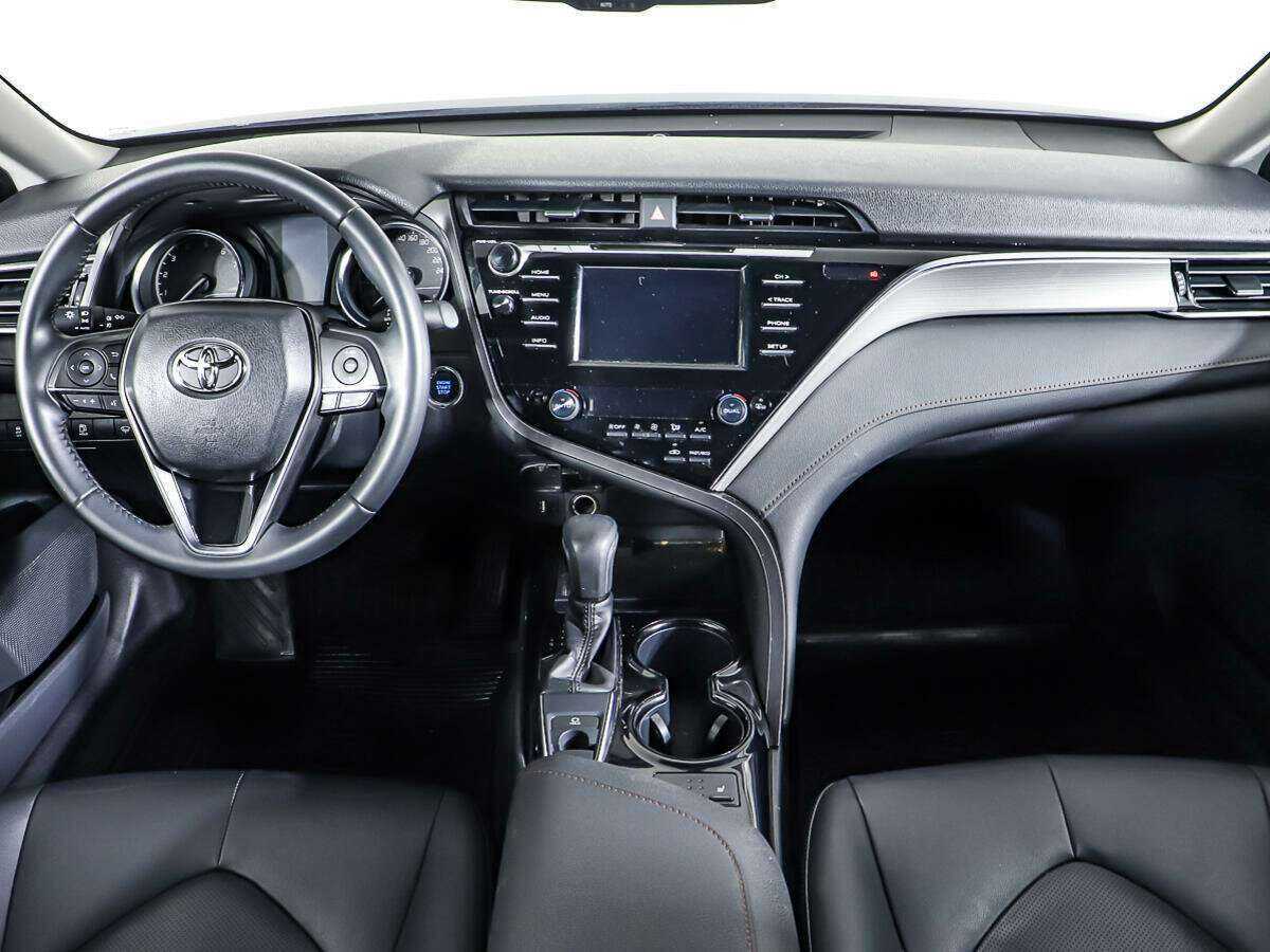 Toyota Camry б/у, 2020, Автоматическая. Фото: #10