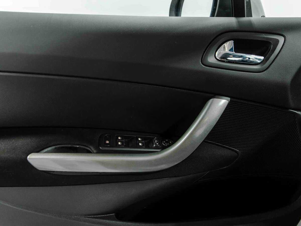 Peugeot 408 б/у, 2012, Автоматическая. Фото: #10