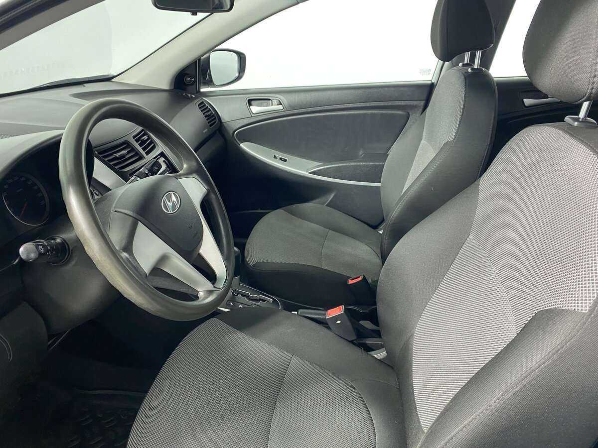 Hyundai Solaris б/у, 2014, Автоматическая. Фото: #8