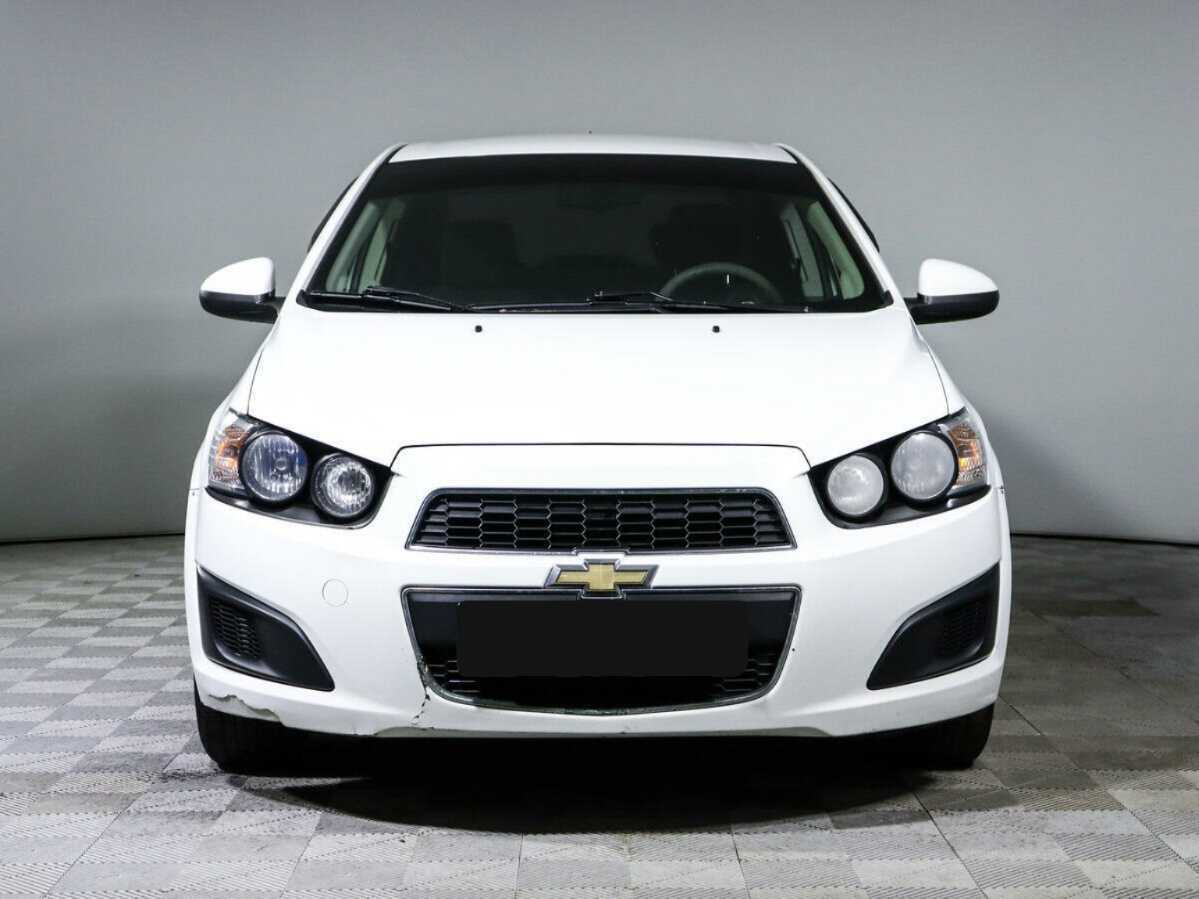 Chevrolet Aveo б/у, 2012, Механическая. Фото: #1