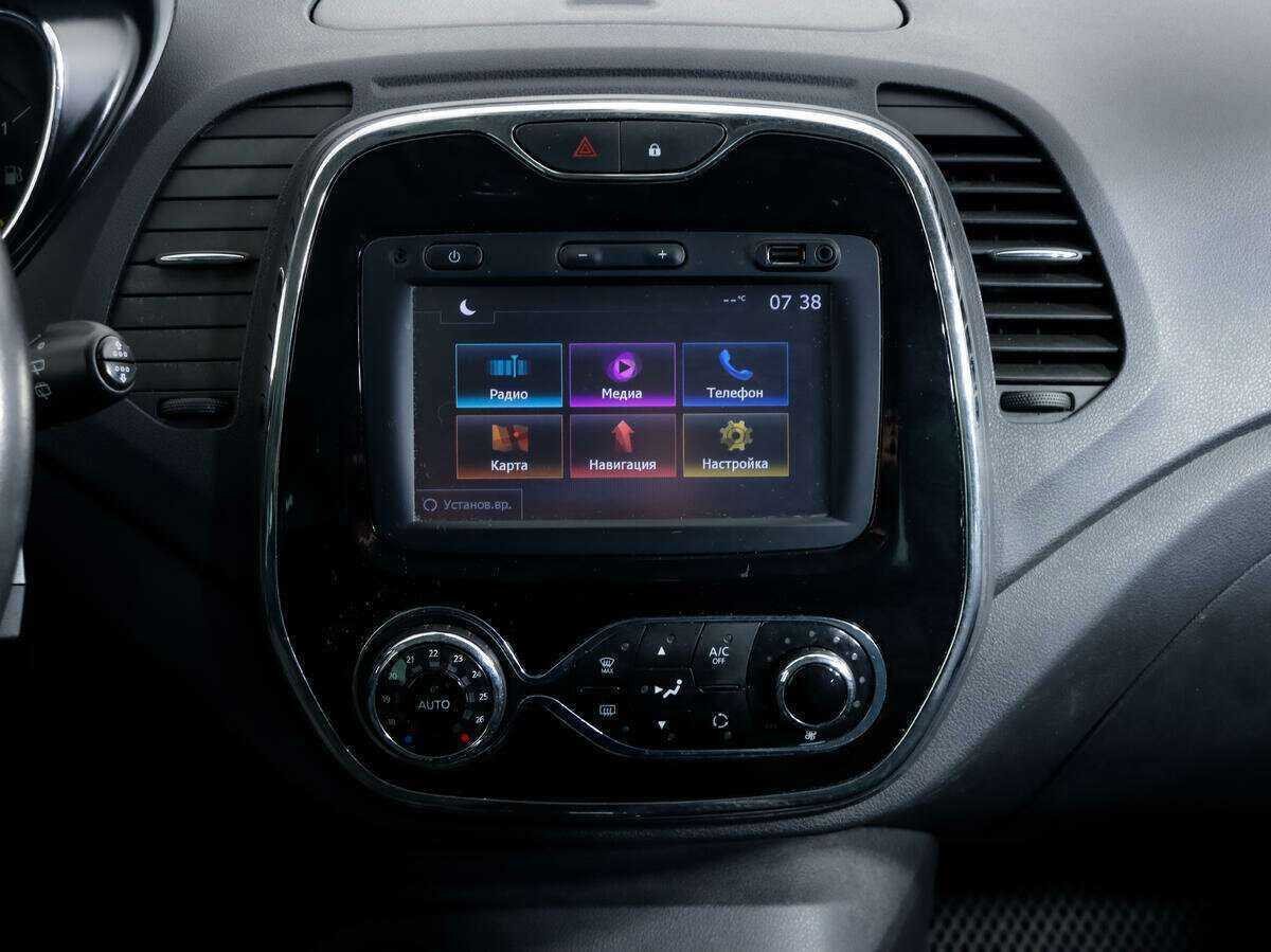 Renault Kaptur б/у, 2017, Автоматическая. Фото: #11
