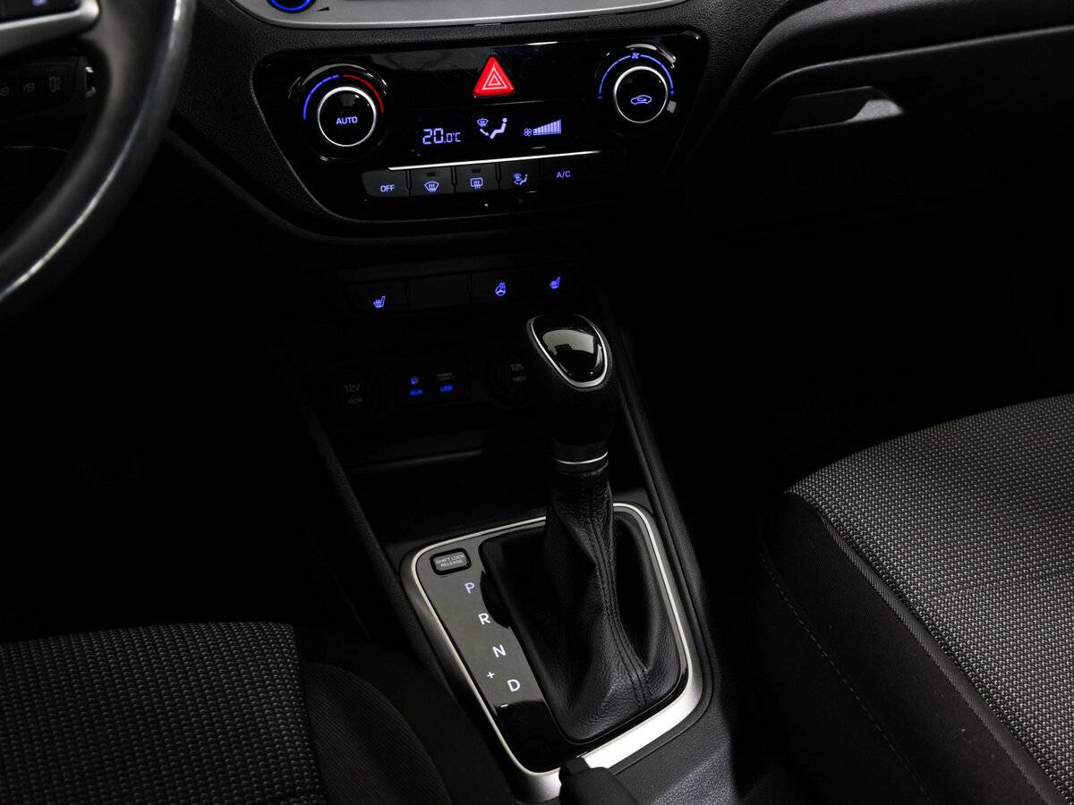 Hyundai Solaris б/у, 2018, Автоматическая. Фото: #9