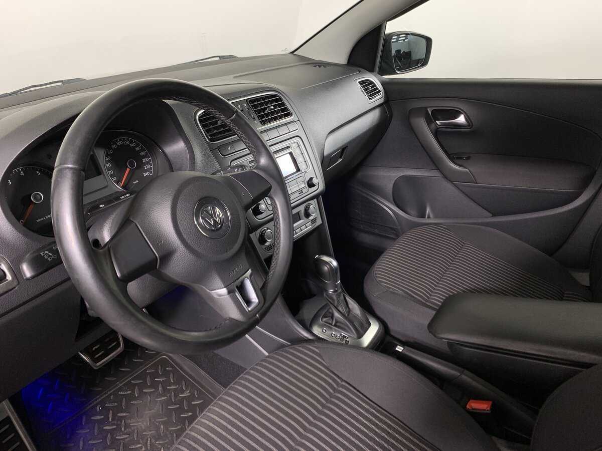 Volkswagen Polo б/у, 2013, Автоматическая. Фото: #10