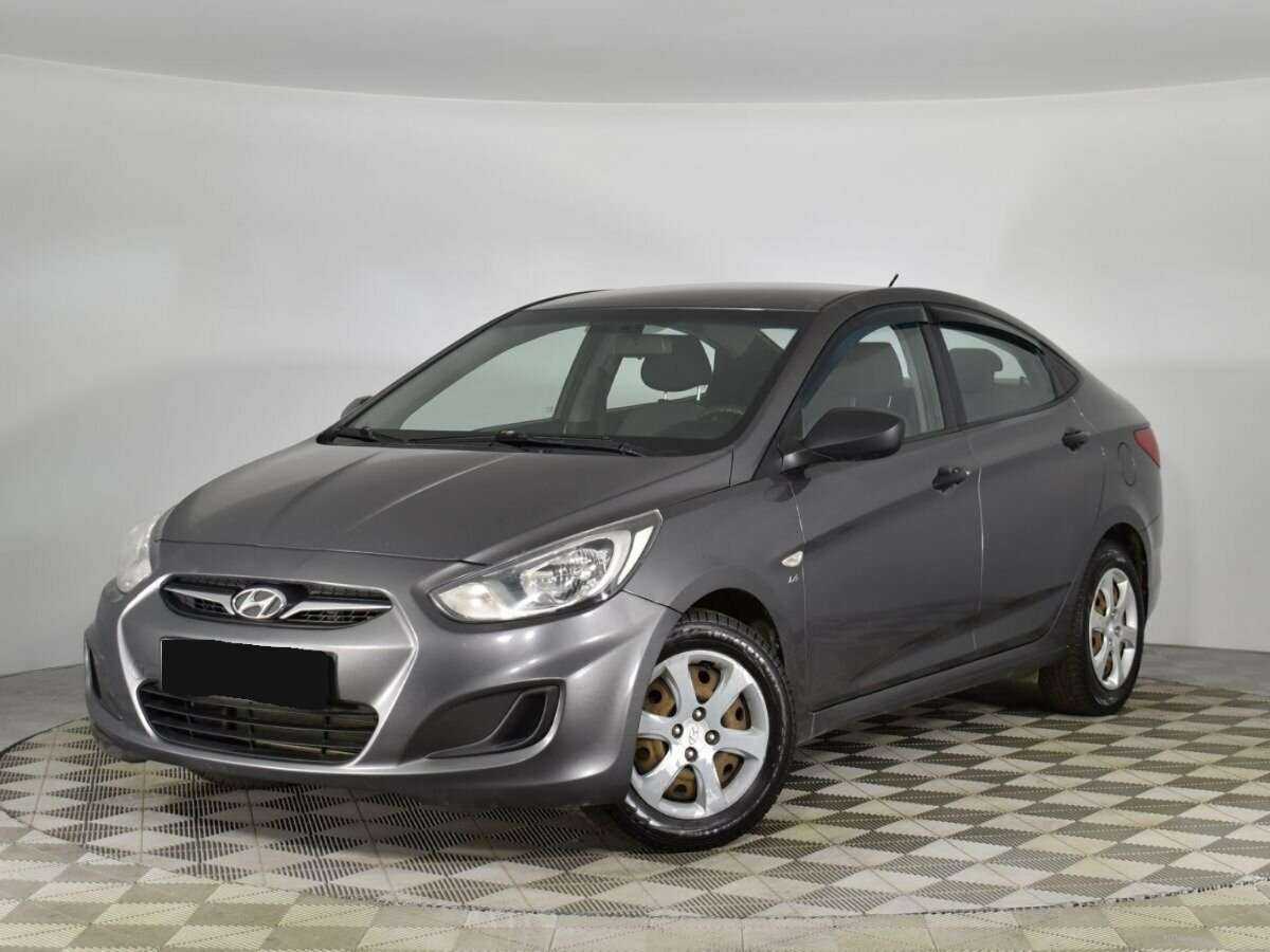 Hyundai Solaris б/у, 2013, Механическая. Посмотреть фото