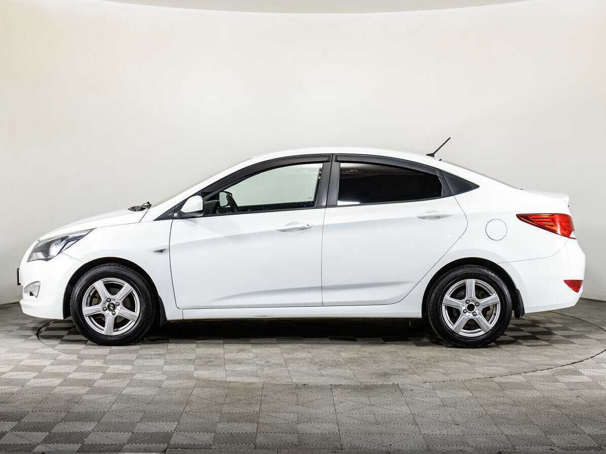 Hyundai Solaris б/у, 2015, Механическая. Фото: #7