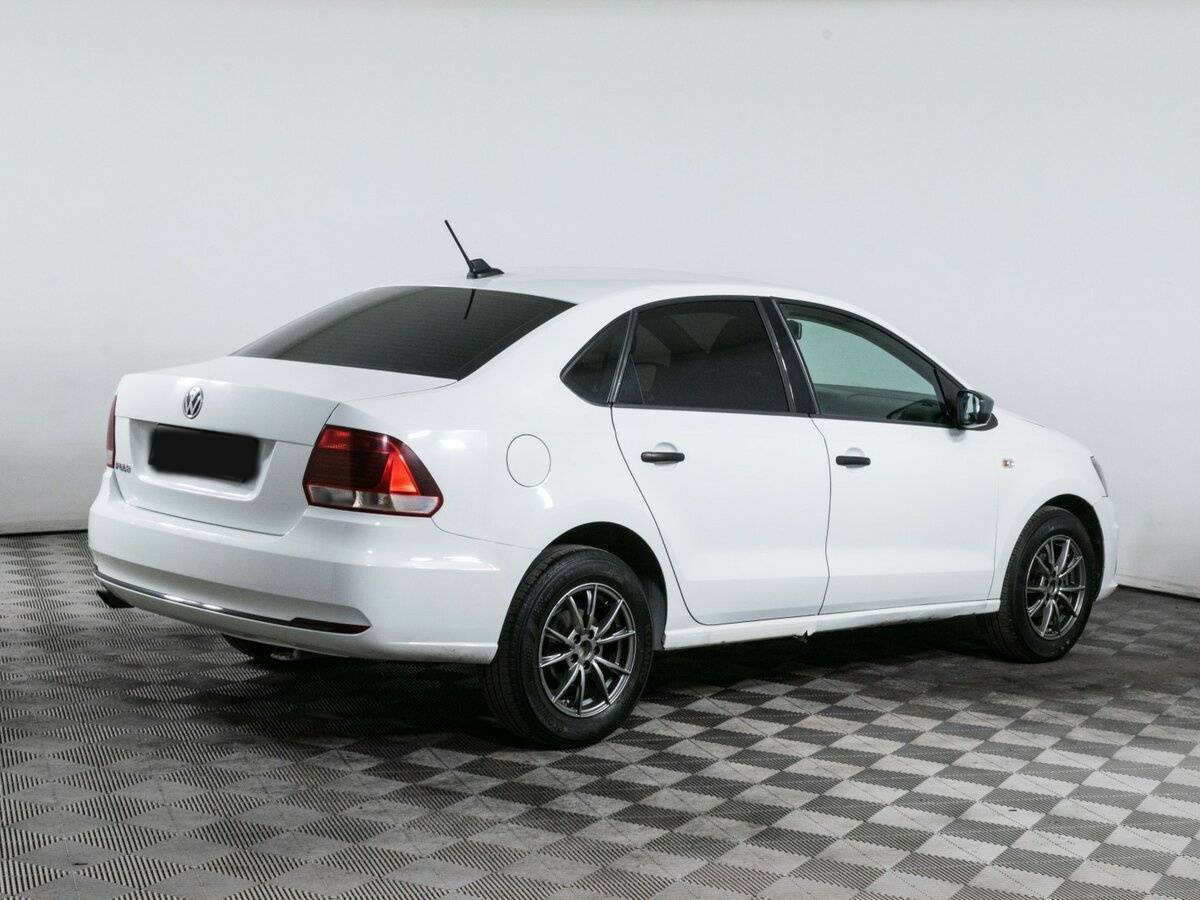 Volkswagen Polo б/у, 2018, Механическая. Фото: #3