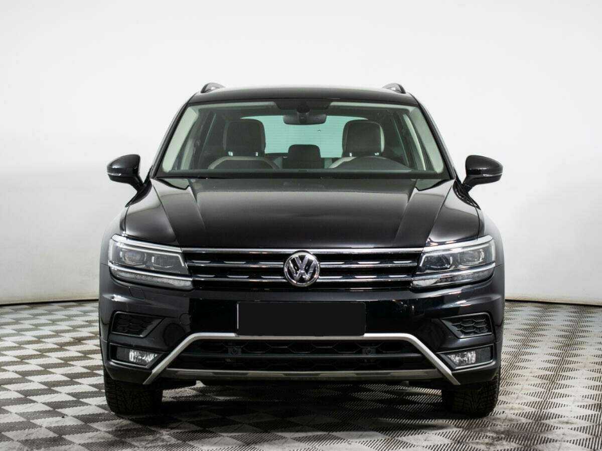 Volkswagen Tiguan б/у, 2018, Роботизированная. Фото: #1