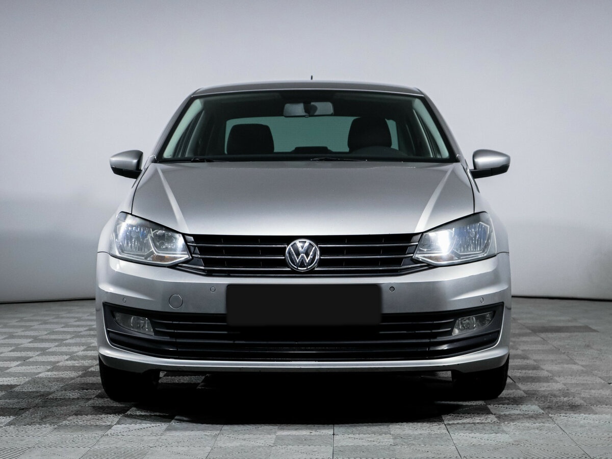 Volkswagen Polo б/у, 2019, Автоматическая. Фото: #1