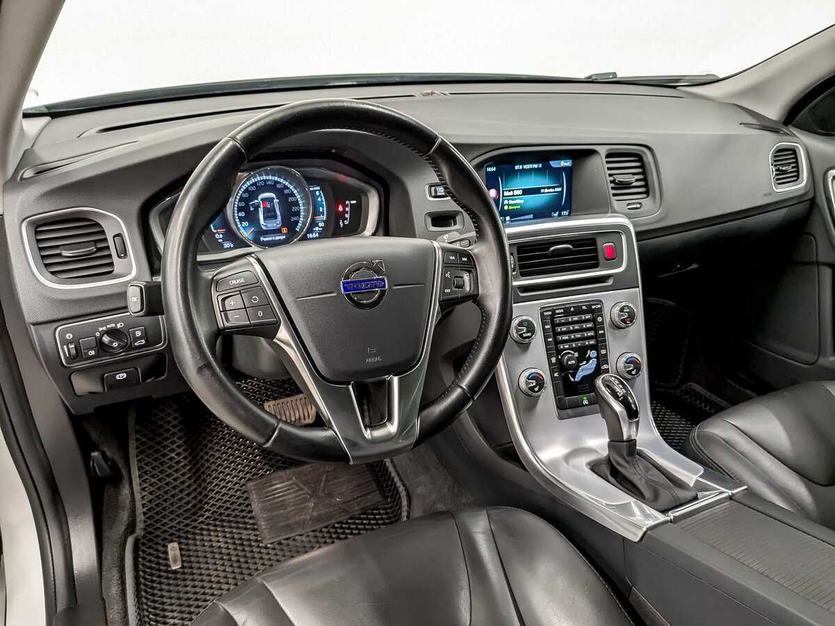 Volvo S60 б/у, 2016, Автоматическая. Фото: #16