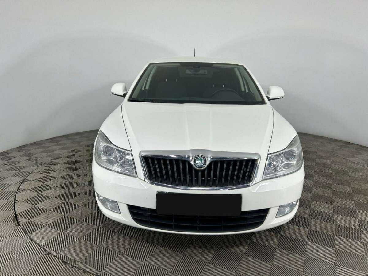 Skoda Octavia б/у, 2012, Автоматическая. Фото: #1