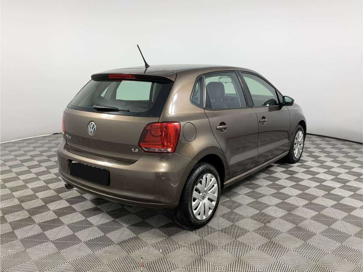 Volkswagen Polo б/у, 2012, Механическая. Фото: #4