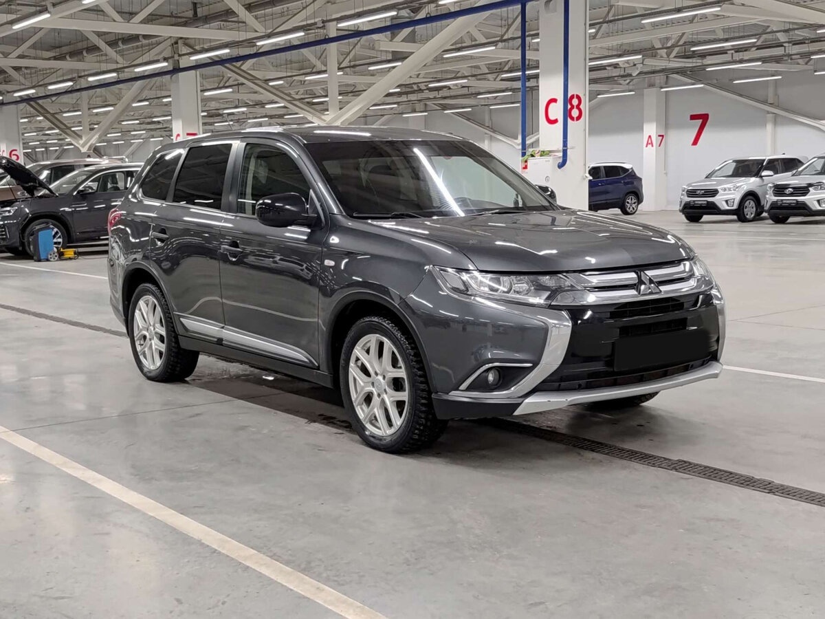 Mitsubishi Outlander б/у, 2016, Вариатор. Фото: #2
