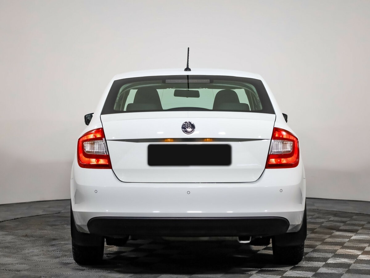 Skoda Rapid б/у, 2015, Механическая. Фото: #4