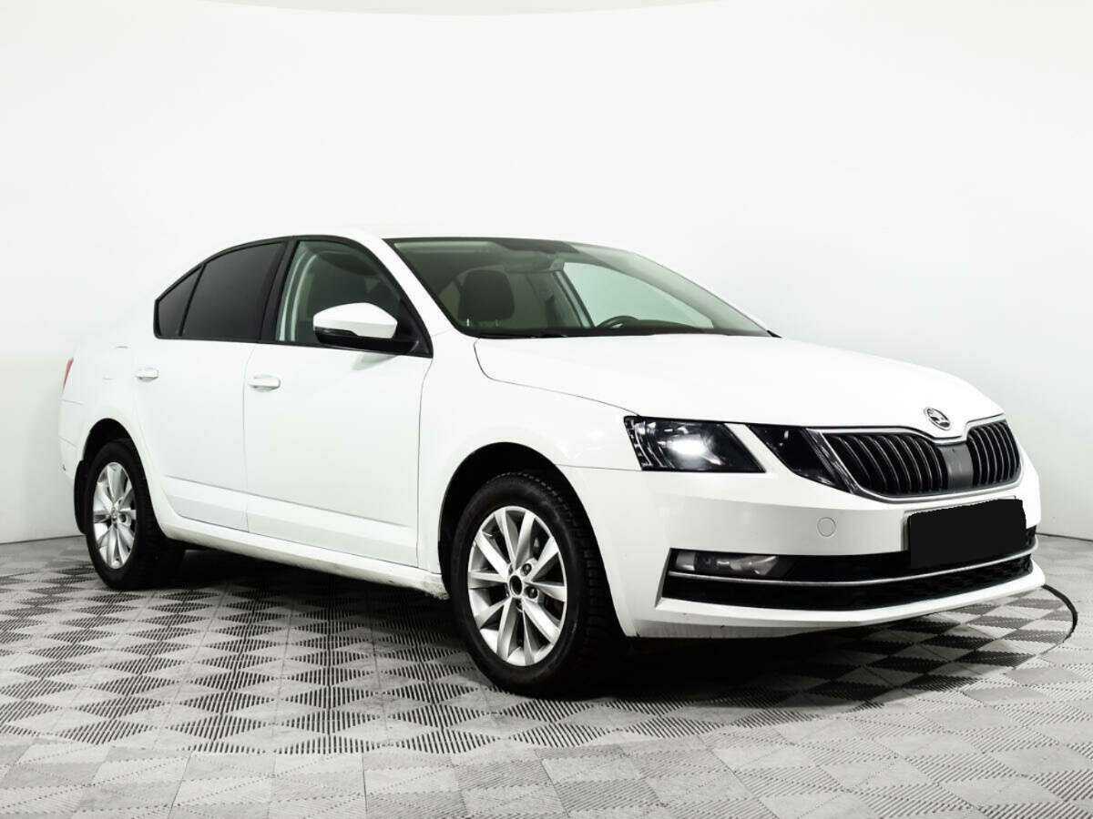 Skoda Octavia б/у, 2017, Автоматическая. Фото: #2