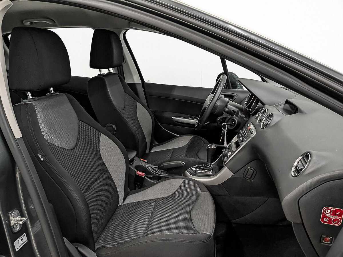 Peugeot 308 б/у, 2012, Автоматическая. Фото: #20