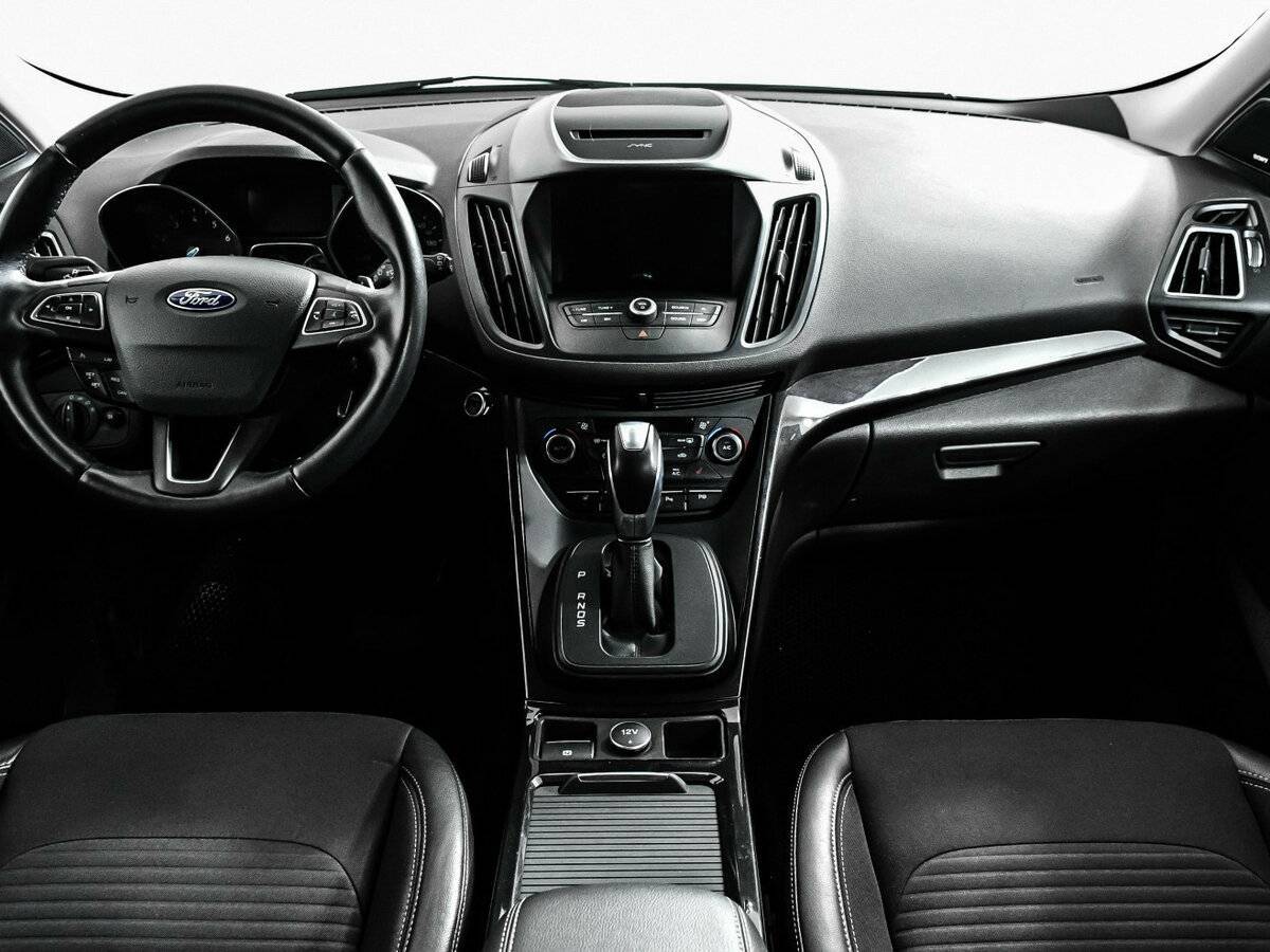 Ford Kuga б/у, 2017, Автоматическая. Фото: #10