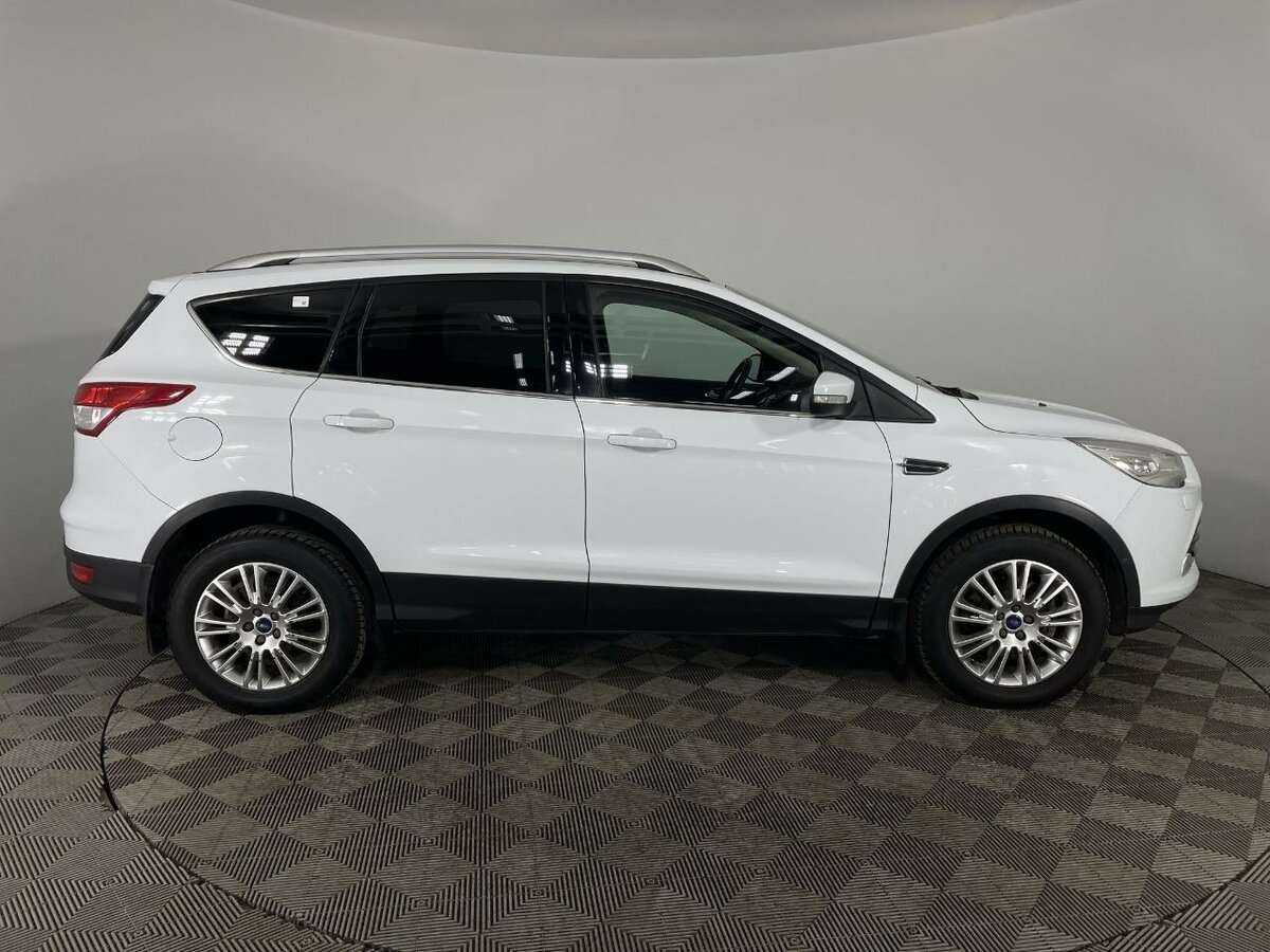 Ford Kuga б/у, 2015, Автоматическая. Фото: #2