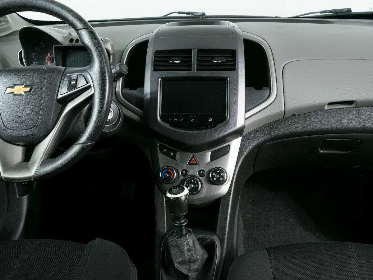 Chevrolet Aveo б/у, 2013, Механическая. Фото: #7