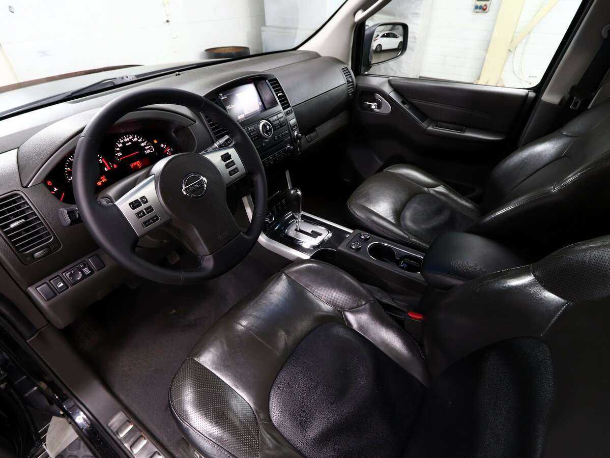 Nissan Pathfinder б/у, 2012, Автоматическая. Фото: #7