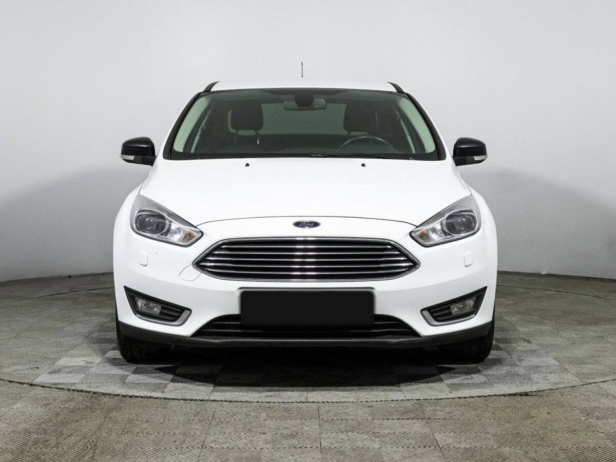 Ford Focus б/у, 2017, Автоматическая. Фото: #1