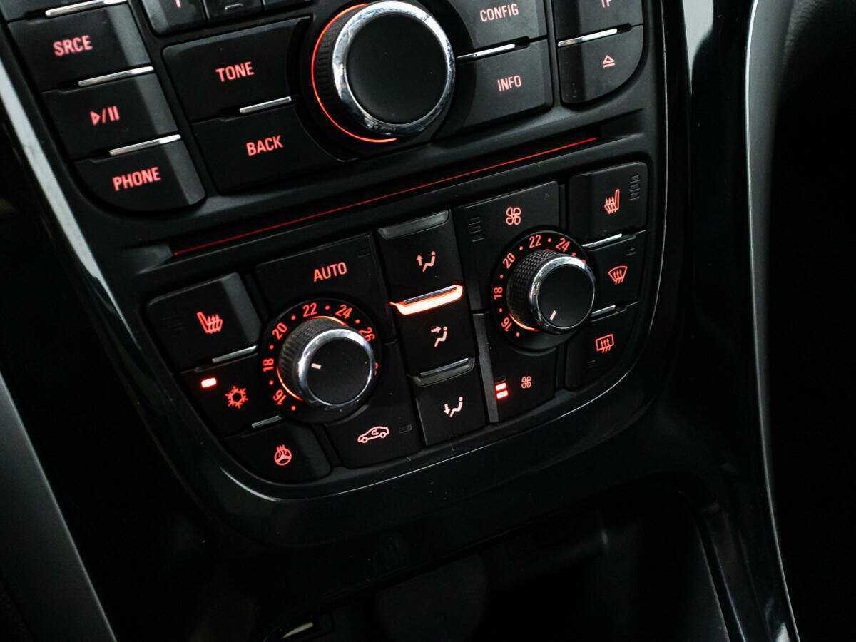Opel Astra б/у, 2015, Механическая. Фото: #16
