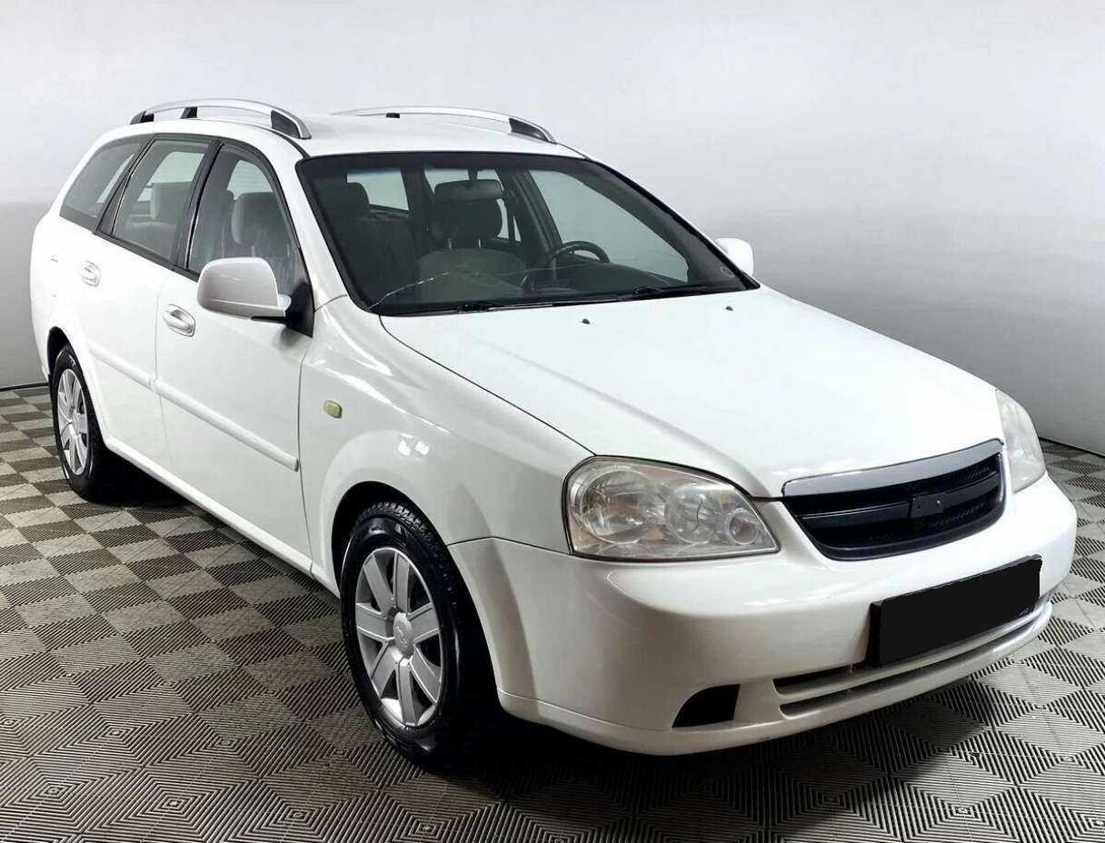 Chevrolet Lacetti б/у, 2012, Механическая. Фото: #2