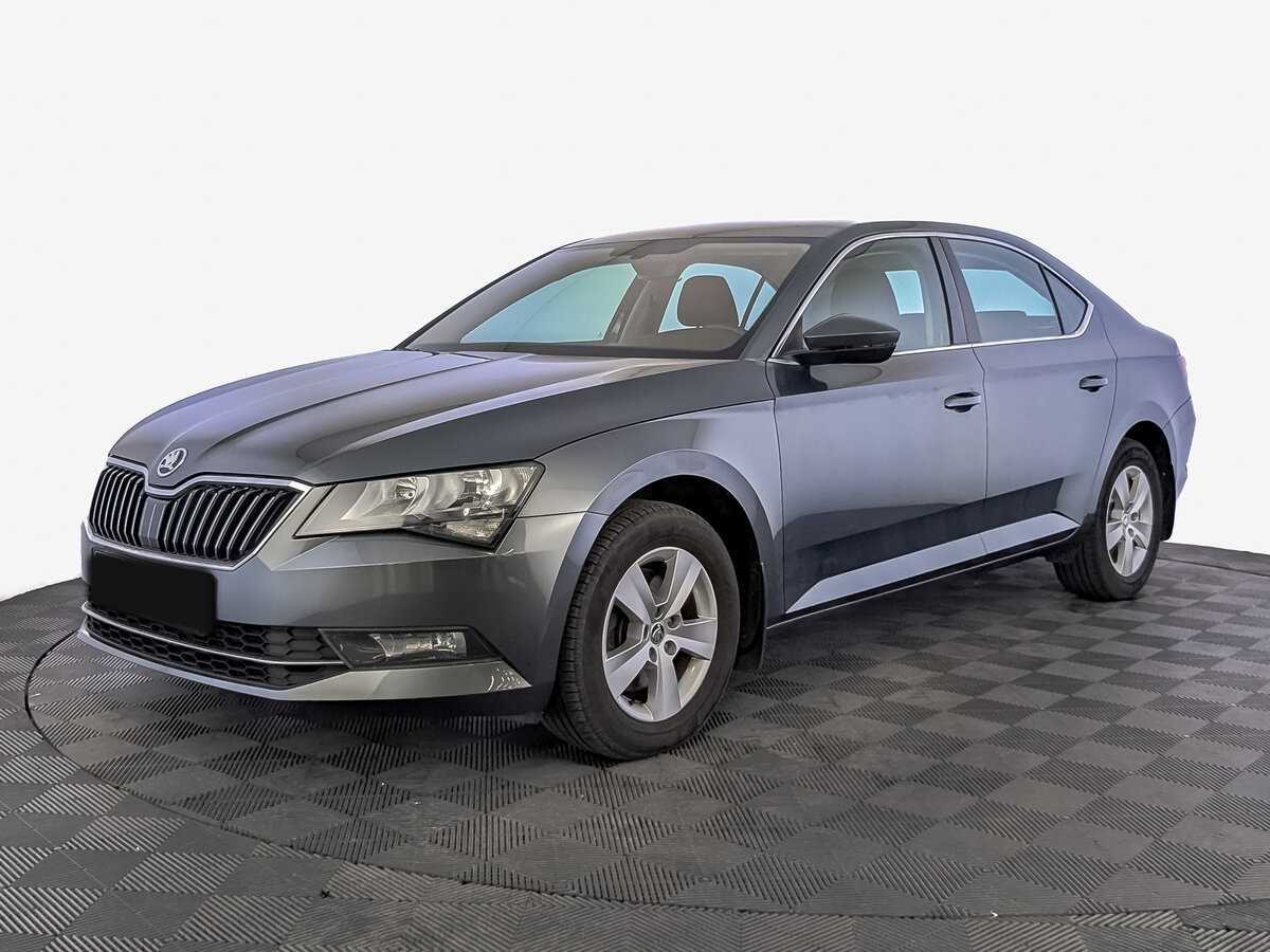 Skoda Superb б/у, 2019, Роботизированная. Фото: #0