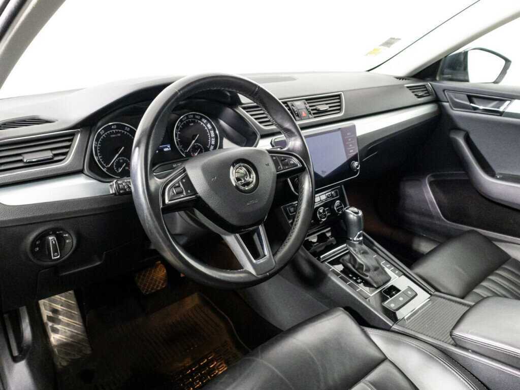 Skoda Superb б/у, 2018, Роботизированная. Фото: #10