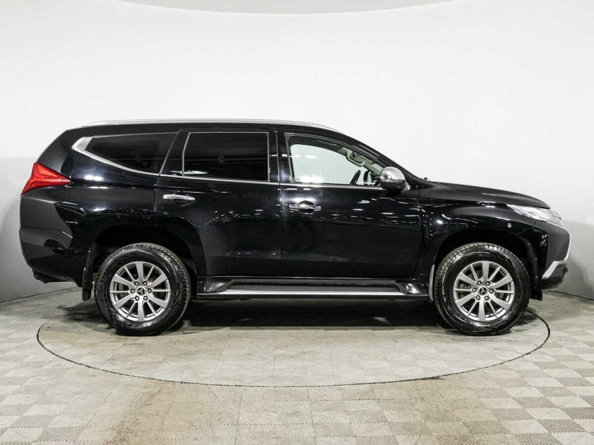 Mitsubishi Pajero Sport б/у, 2018, Автоматическая. Фото: #3
