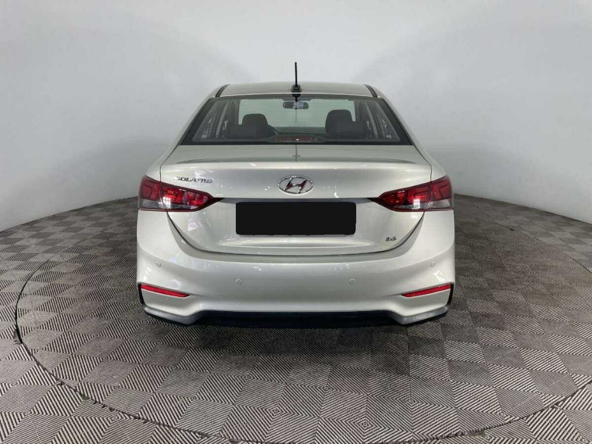 Hyundai Solaris б/у, 2018, Автоматическая. Фото: #2