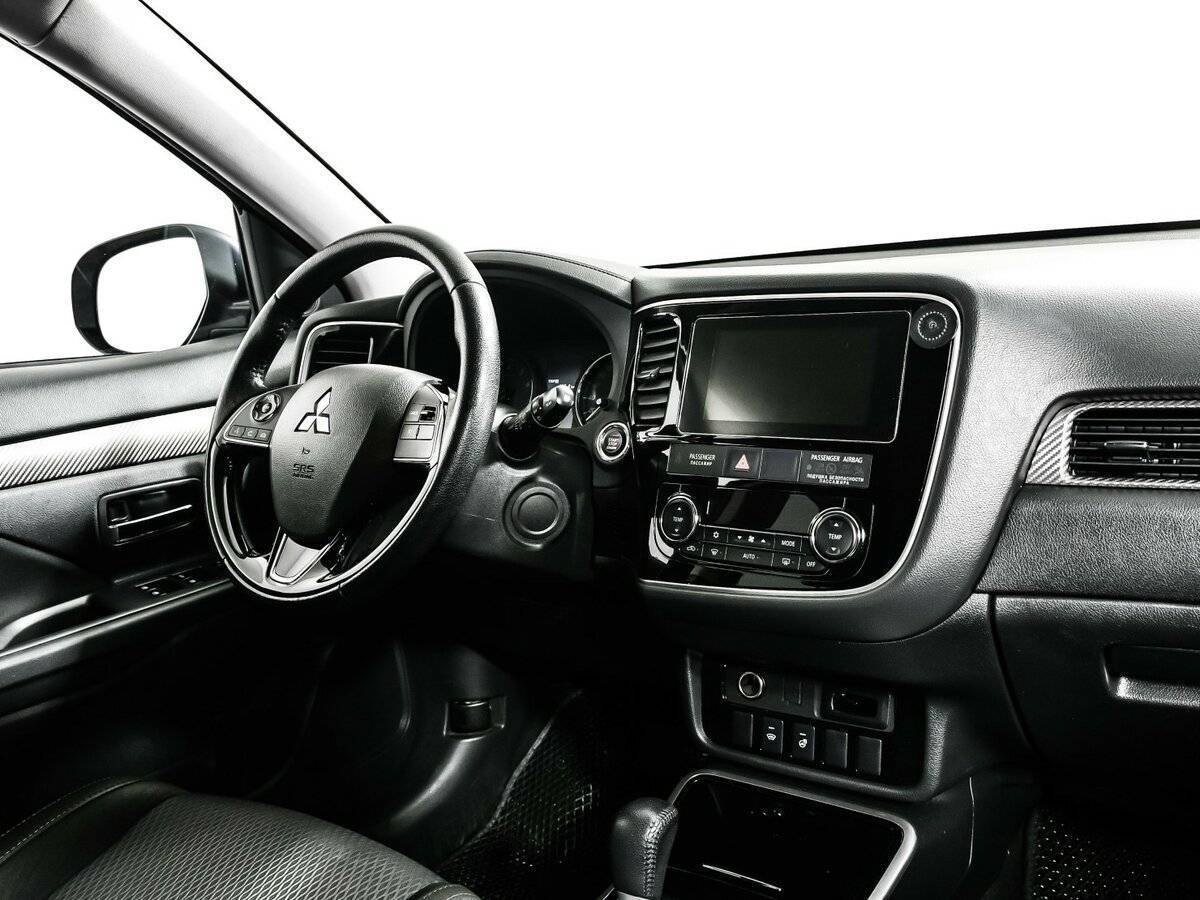 Mitsubishi Outlander б/у, 2018, Вариатор. Фото: #8
