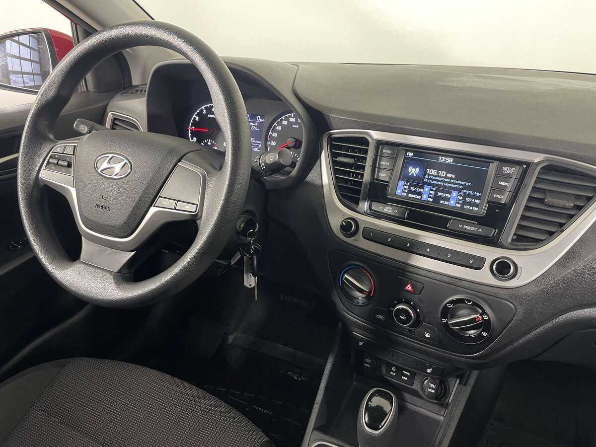 Hyundai Solaris б/у, 2017, Автоматическая. Фото: #11