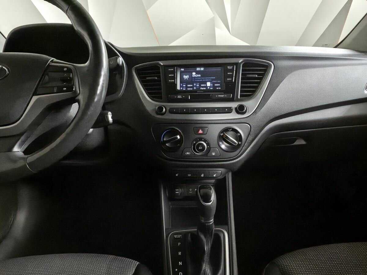 Hyundai Solaris б/у, 2017, Автоматическая. Фото: #10