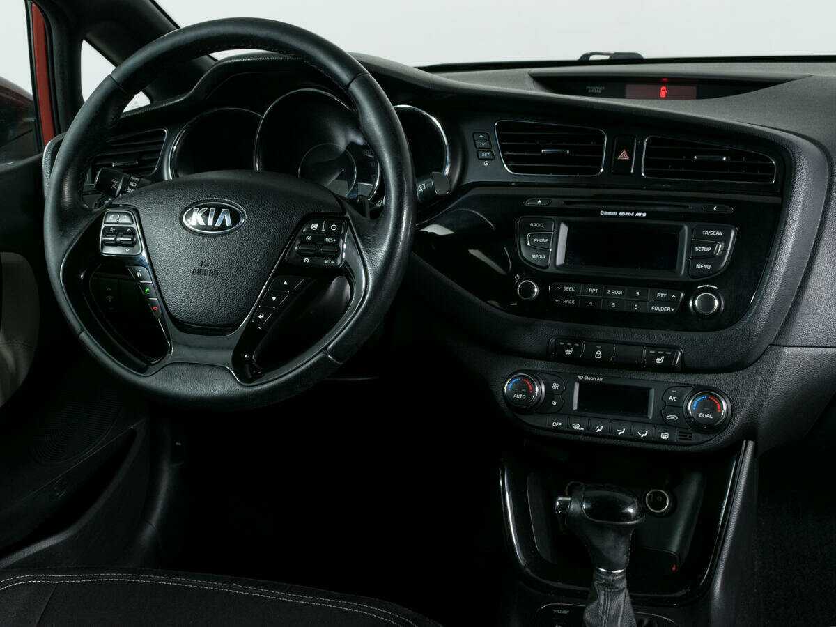 Kia Ceed б/у, 2013, Автоматическая. Фото: #11