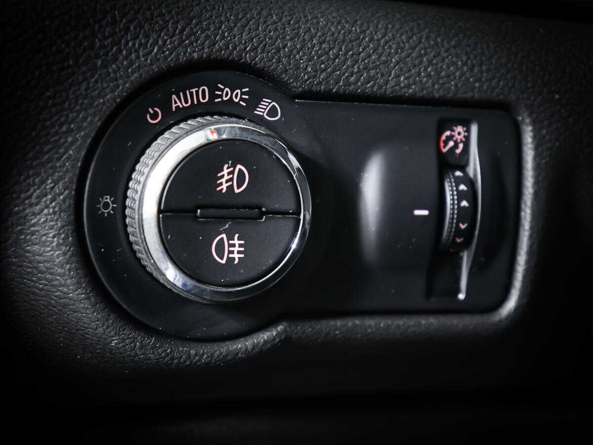 Opel Astra б/у, 2013, Автоматическая. Фото: #14