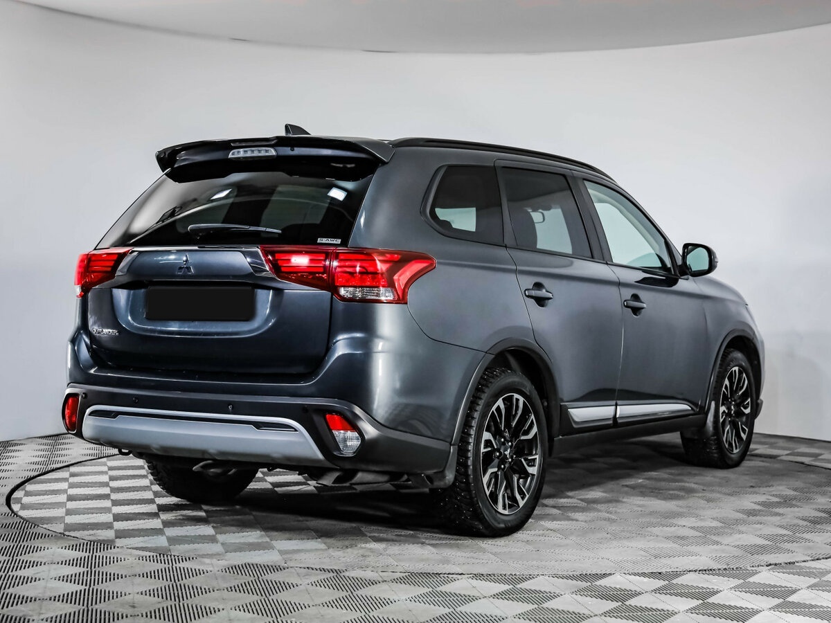 Mitsubishi Outlander б/у, 2021, Вариатор. Фото: #4