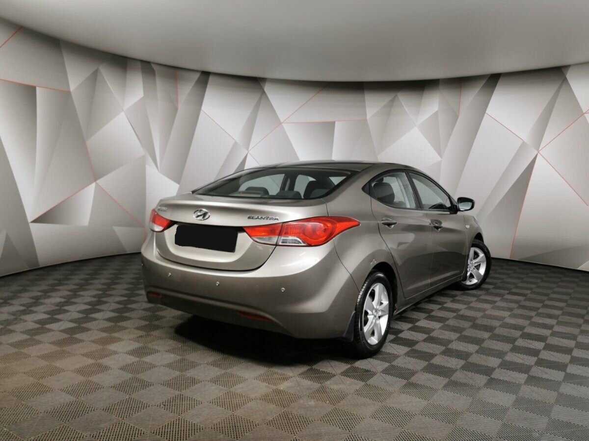 Hyundai Elantra б/у, 2012, Автоматическая. Фото: #1